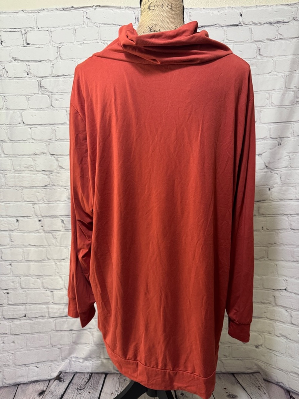 Worn once Emery Rose Rust Red Cozy Cowl Neck Tunic with Pockets & button detail - Picture 6 of 9